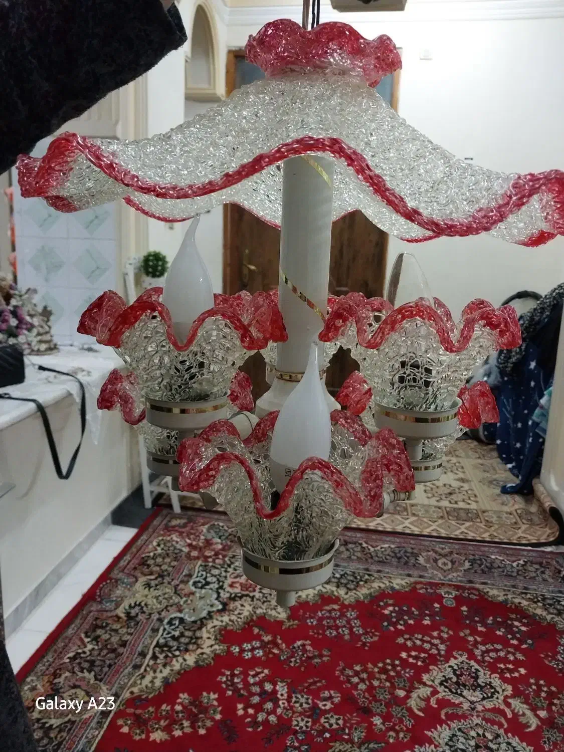 دوعدد لوستر سالم وزیبا|لوستر و چراغ آویز|رشت, یخسازی|دیوار