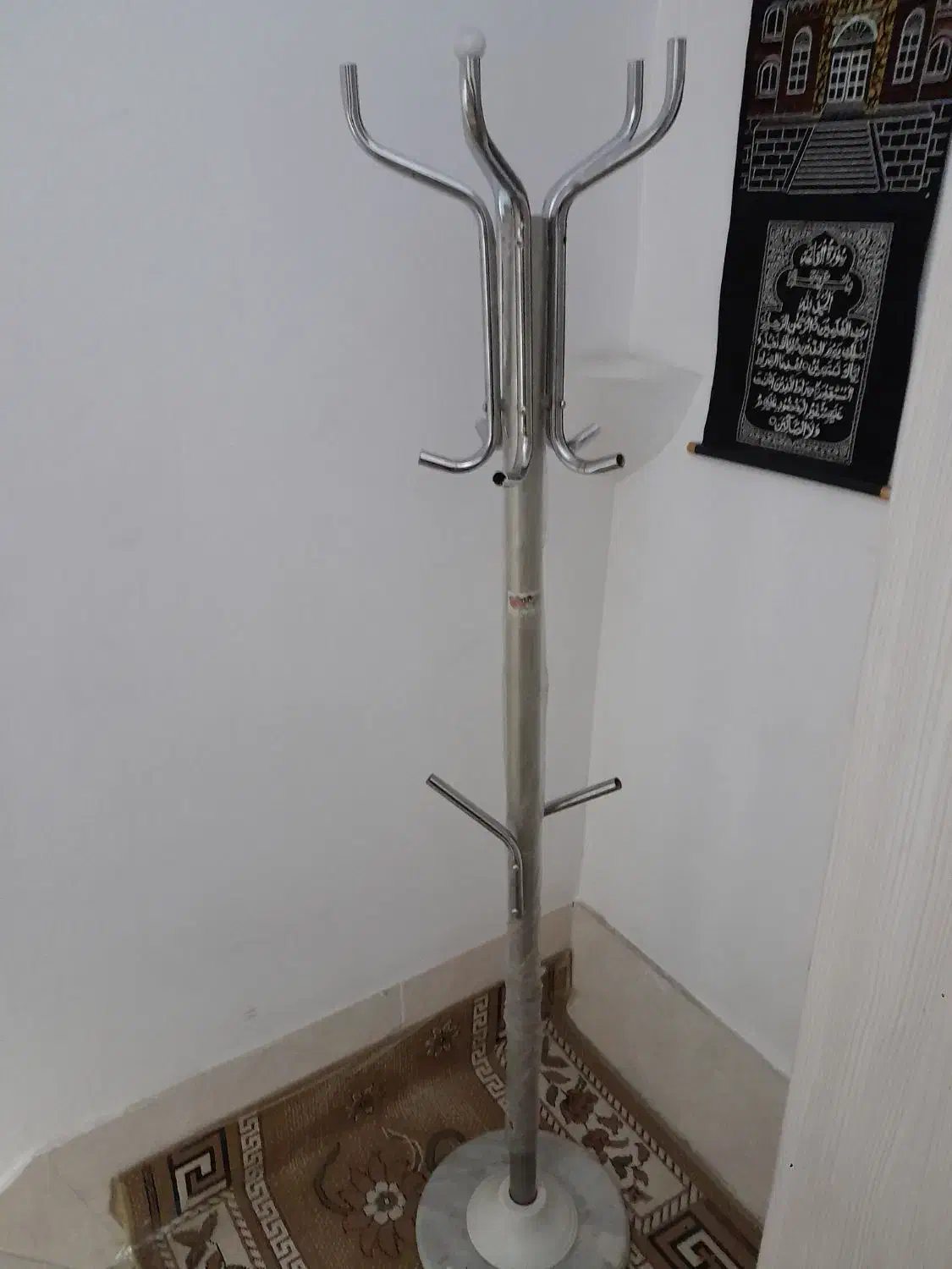 مبلمان و جاکفشی|مبلمان خانگی و میز عسلی|کاشان, کلنگه|دیوار