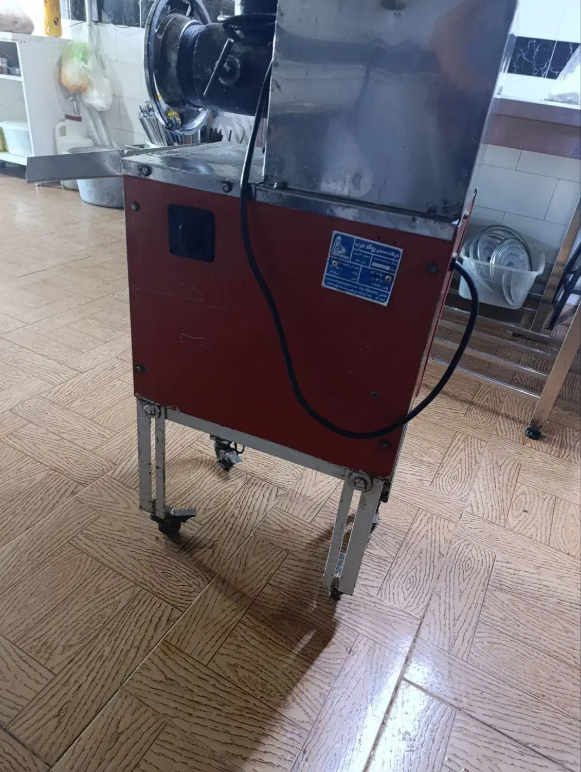 چرخ گوشت صنعتی پولاد غرب 32|کافیشاپ و رستوران|الوند, |دیوار