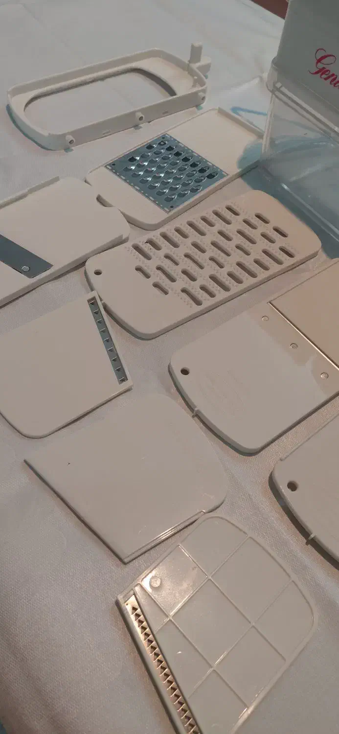 رنده برقی جنیوس  اصل آلمان رنده برقی و خرد کن|خردکن، آسیاب، غذاساز|قم, زنبیل آباد|دیوار