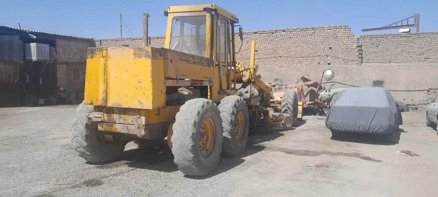 گریدر فان ۲۰۵ کم کار|خودرو سنگین|تهران, آذری|دیوار