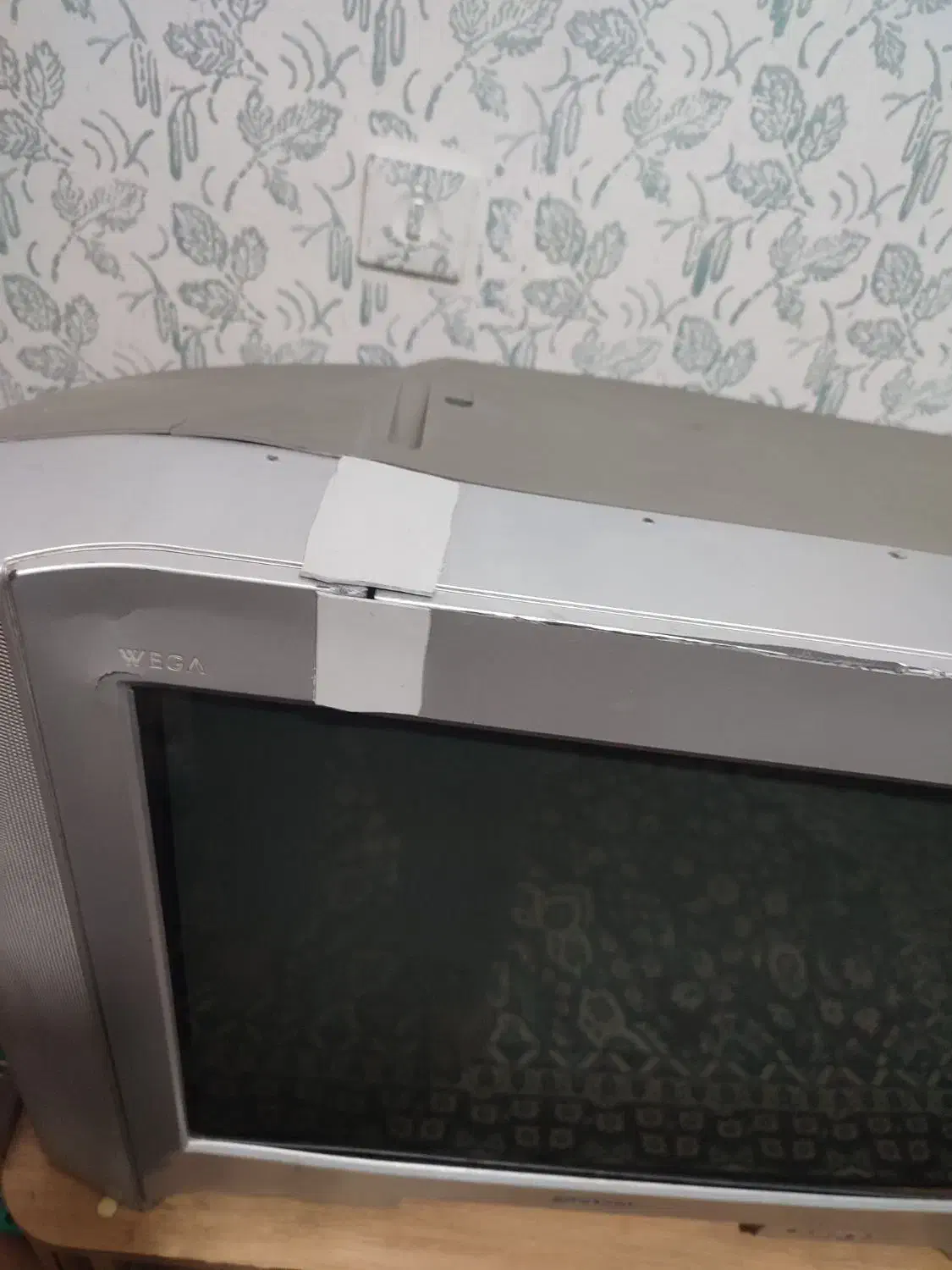 تلویزیون سونی29اینچ همانطور توی عکس هست|تلویزیون و پروژکتور|اهواز, پردیس|دیوار