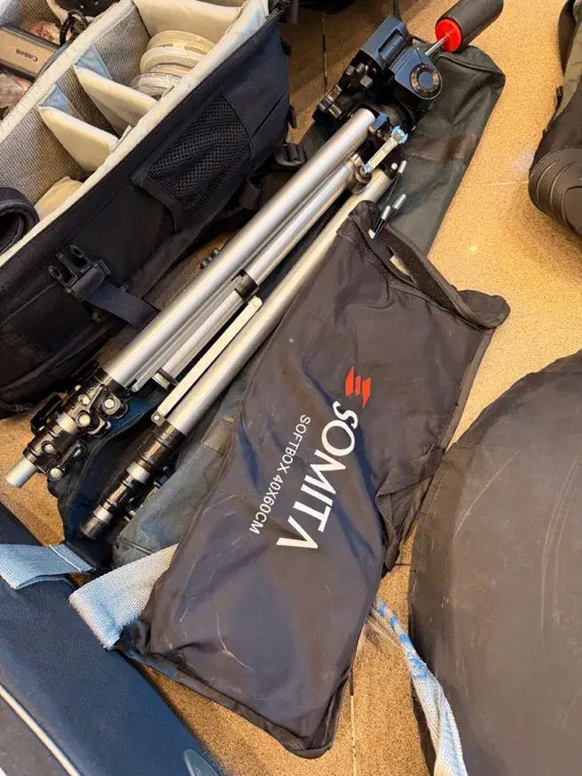 لوازم عکاسی بصورت یکجا|دوربین عکاسی و فیلم‌برداری|تبریز, |دیوار