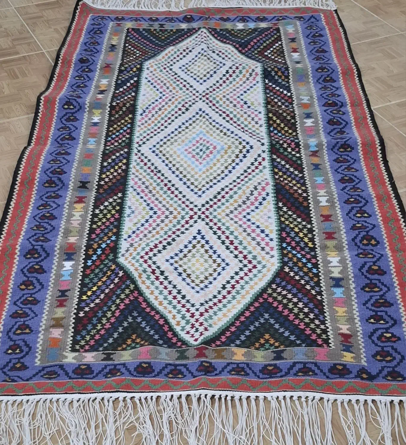 گلیم|گلیم، جاجیم، گبه|عنبران, |دیوار