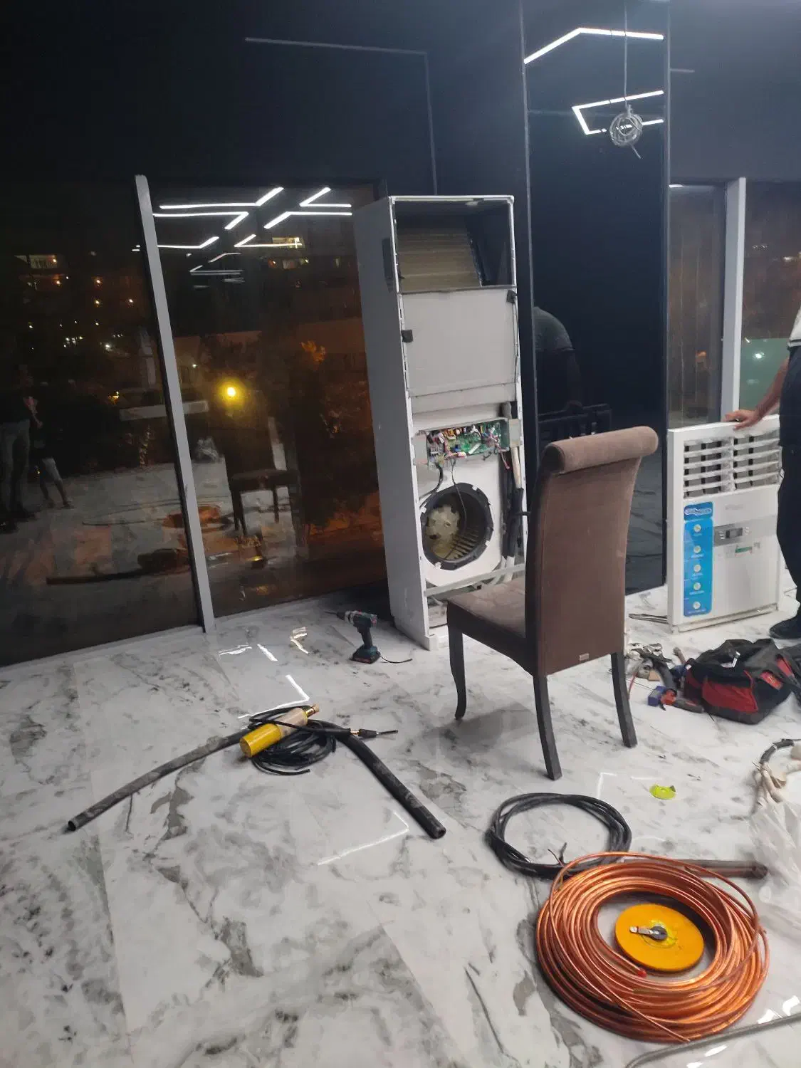 اجرای لوله مسی وخدمات|خدمات پیشه و مهارت|کیش, |دیوار