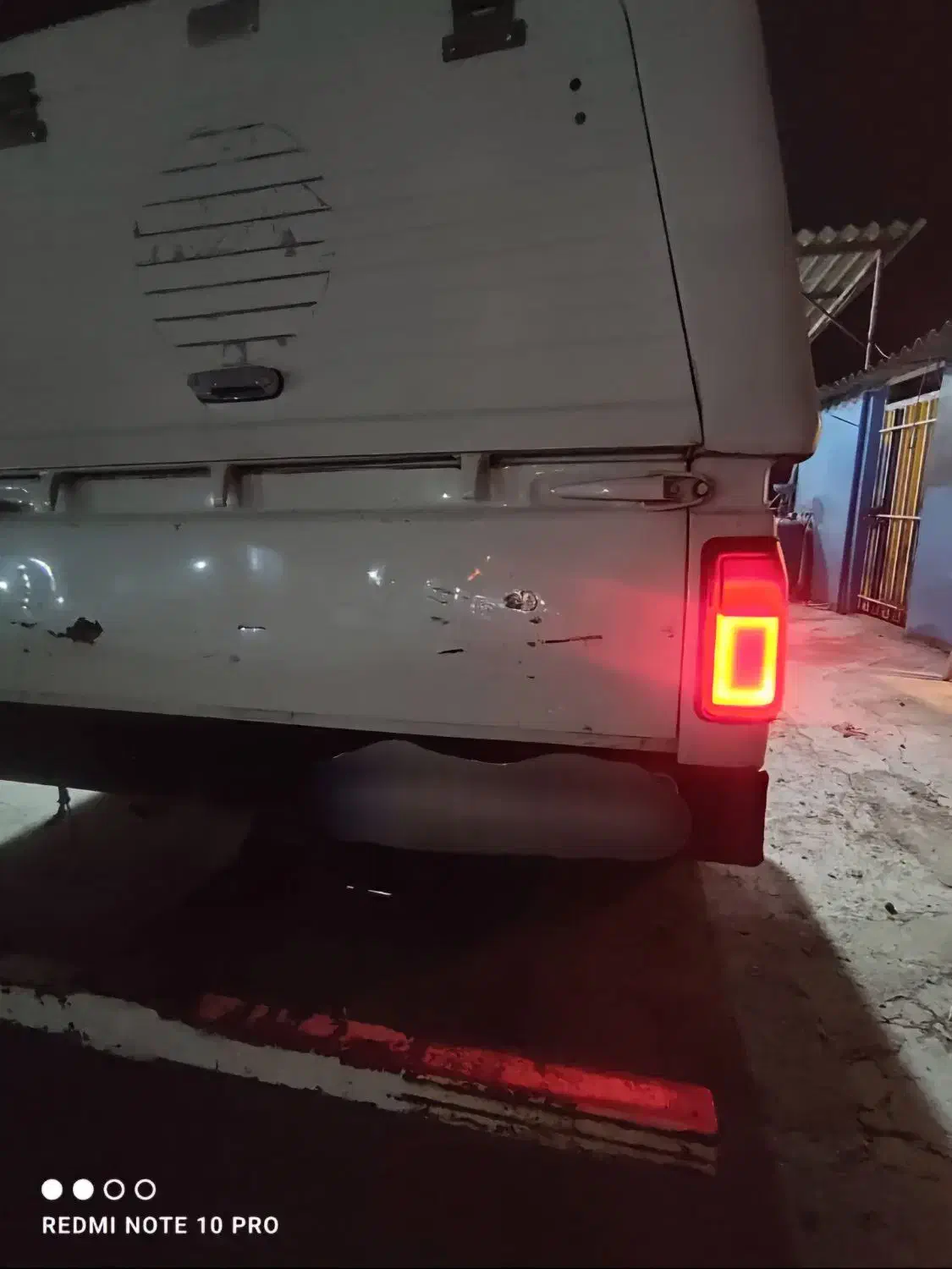 نیسان پاترا|خودرو سواری و وانت|ری, سرتخت|دیوار