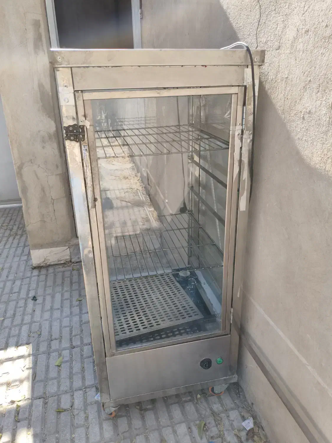 گرمکن پیتزا و پیتزا پیراشکی|کافی‌شاپ و رستوران|کرمانشاه, |دیوار