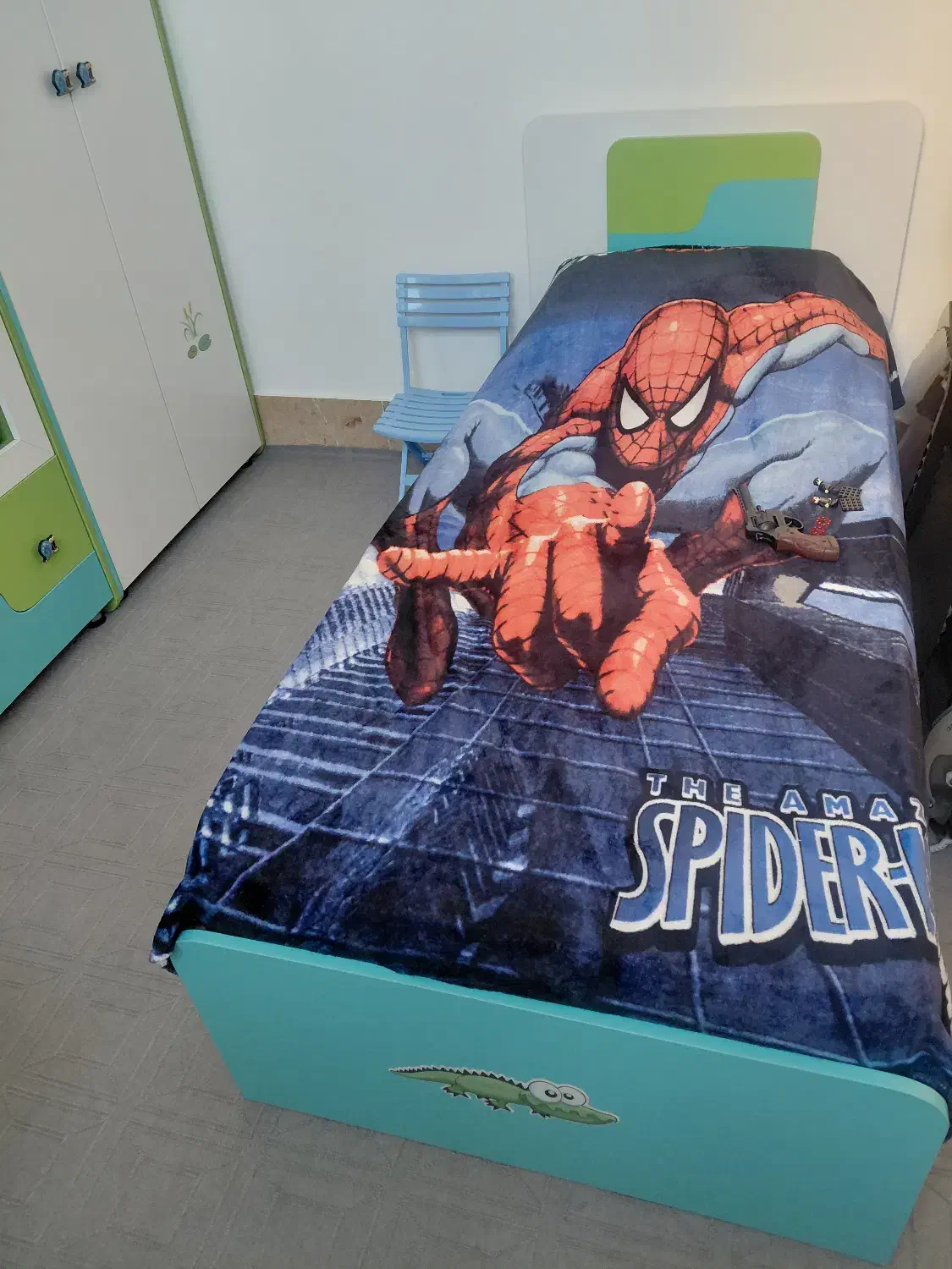 سرویس تخت و کمد نوجوان با برند Fooka|تخت و سرویس خواب|فریمان, |دیوار