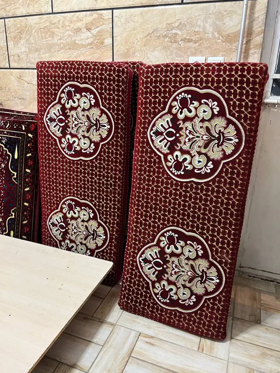 پشتی|پشتی|ارومیه, |دیوار