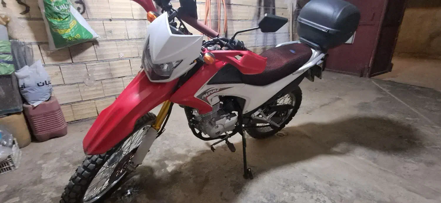 پرواز۲۰۰ ۱۴۰۴|موتورسیکلت|سردشت, |دیوار