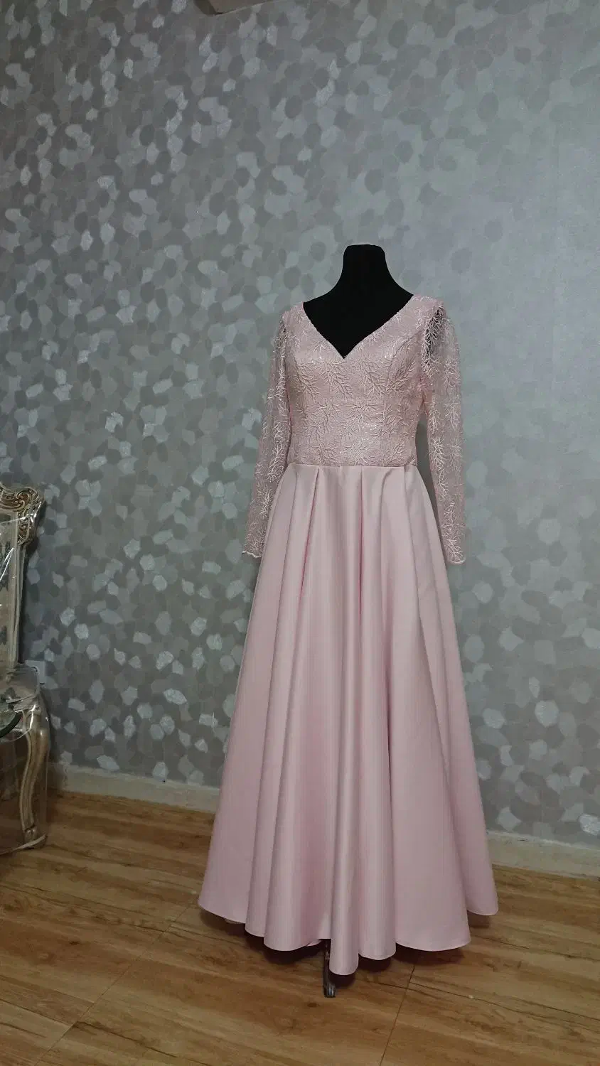 لباس مجلسی|لباس|گرمدره, |دیوار