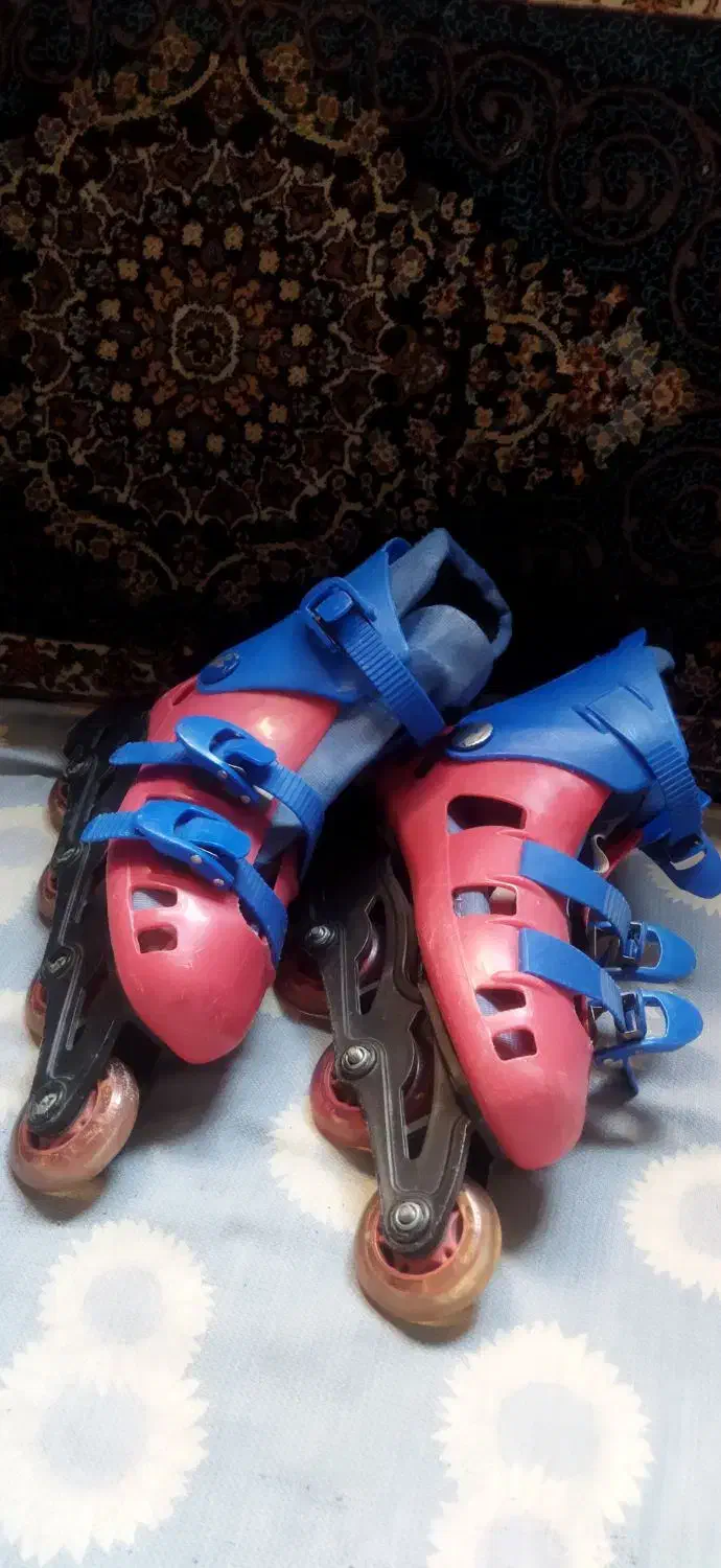 کفش اسکیت|دوچرخه، اسکیت، اسکوتر|مشهد, انقلاب|دیوار