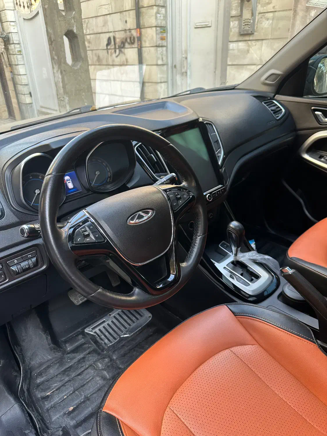 تیگو ۵ فول FL مانیتور بزرگ|خودرو سواری و وانت|تهران, ستارخان|دیوار