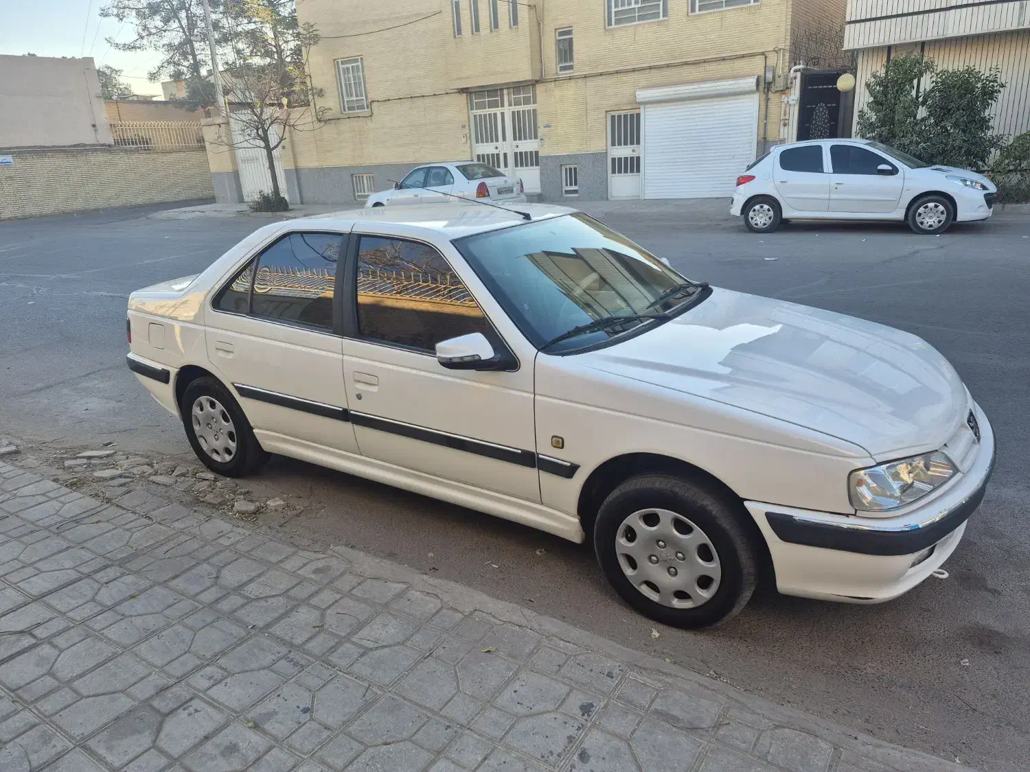 پارس بی رنگ مدل ۹۴|خودرو سواری و وانت|یزد, |دیوار