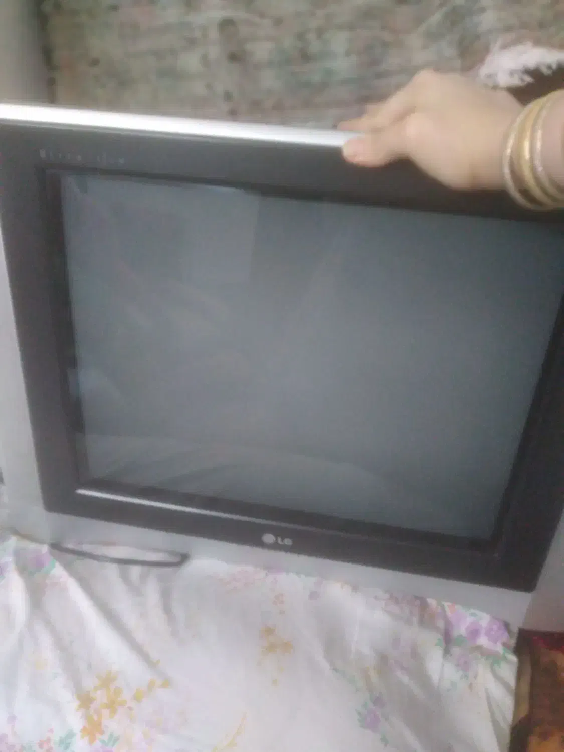 تلویزیون|تلویزیون و پروژکتور|همدان, |دیوار