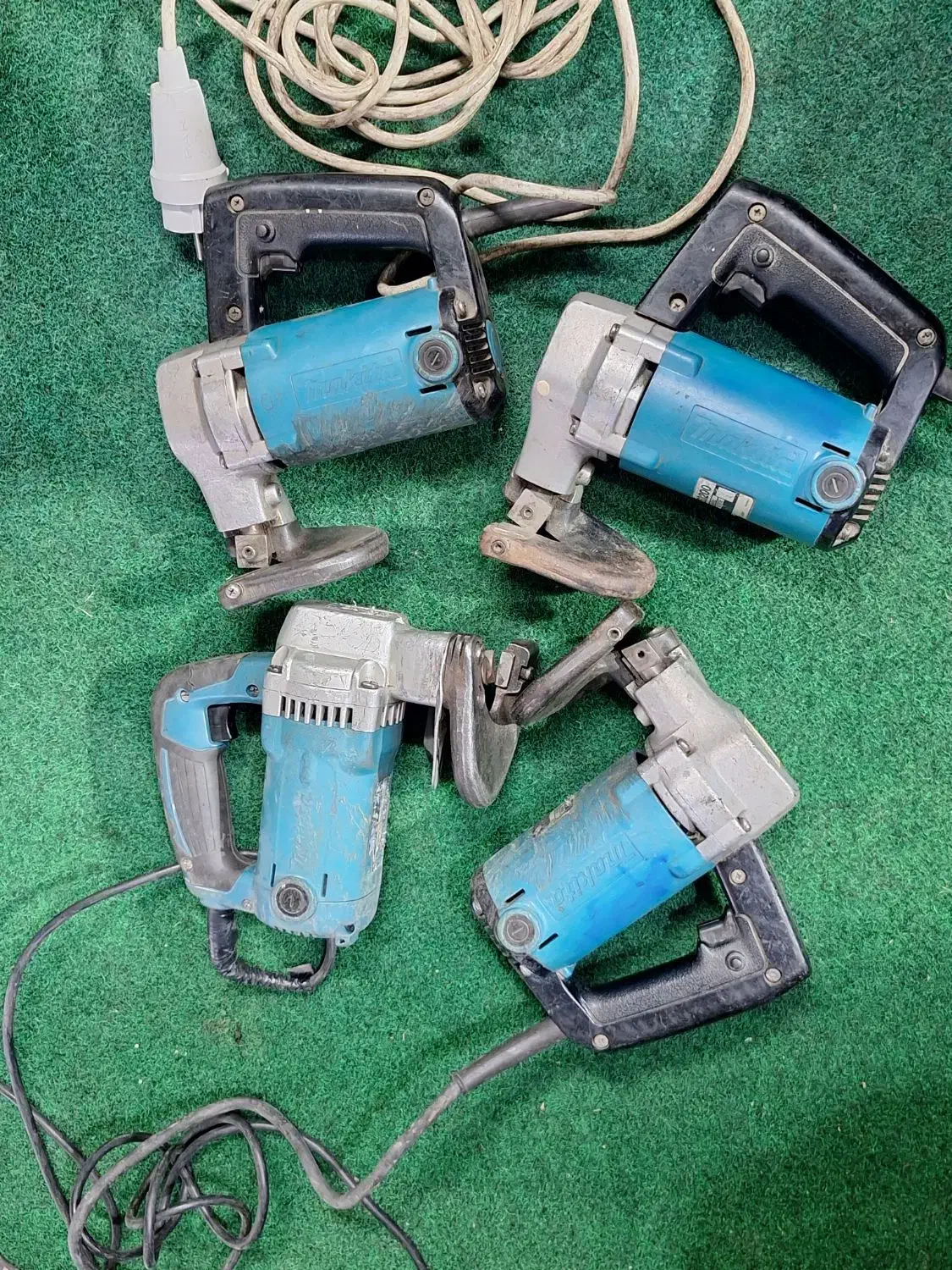 قیچی برقی  ورق برماکیتا ژاپن ۳.۲ میل|ماشین‌آلات صنعتی|اصفهان, الهیه|دیوار