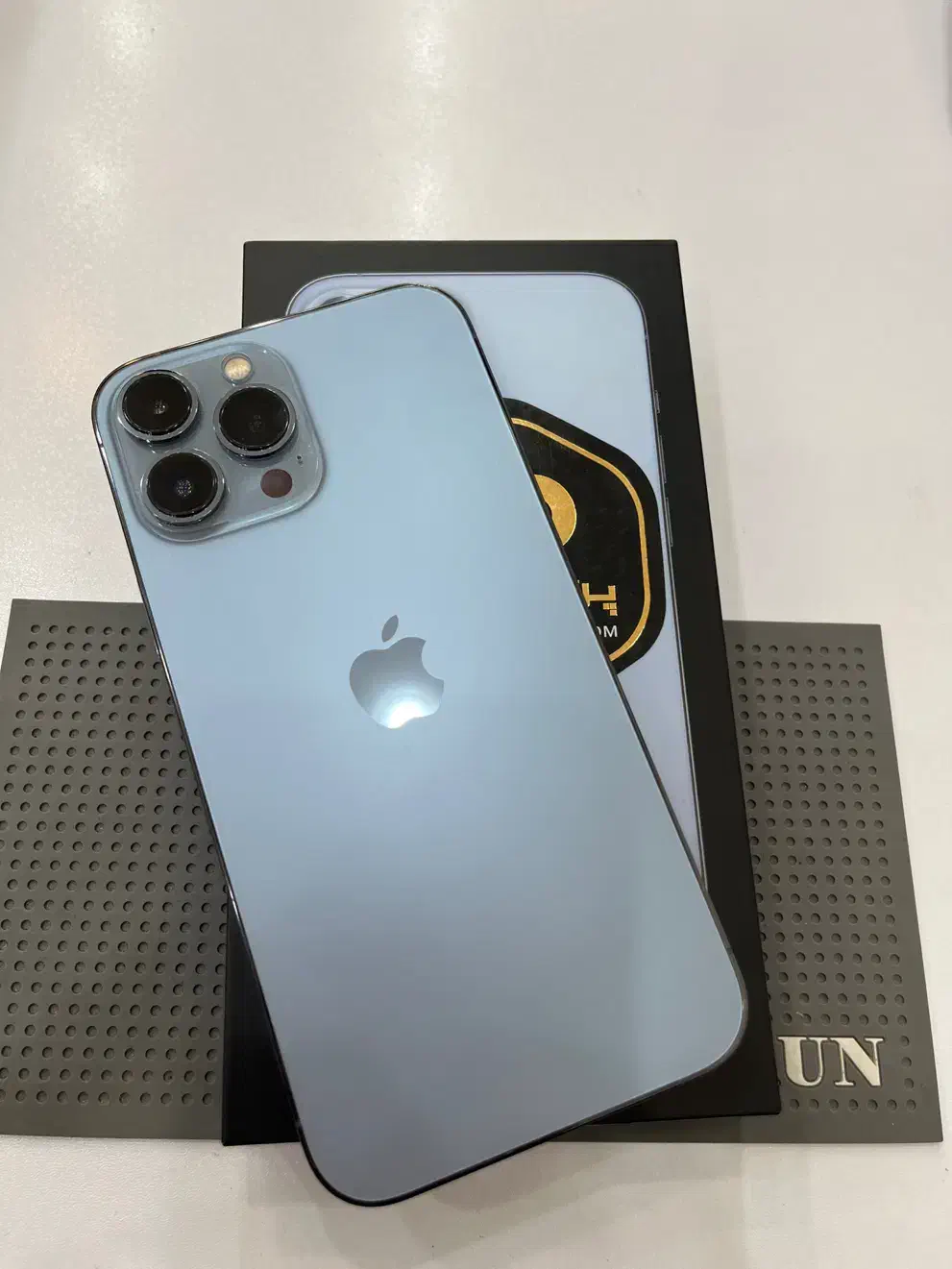 ایفون ۱۳ پرومکس آبی|موبایل|شوش, |دیوار