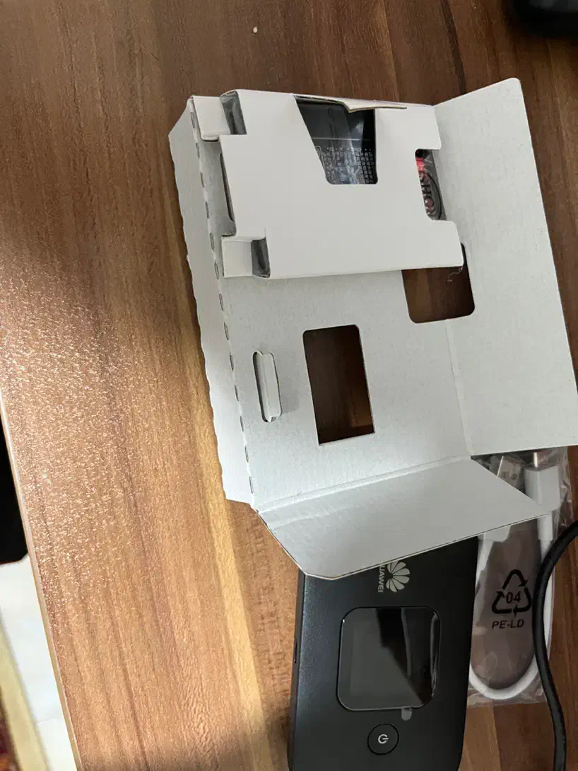 مودم جیبی هواوی TDLTE|مودم و تجهیزات شبکه|شیراز, فرهنگ شهر|دیوار