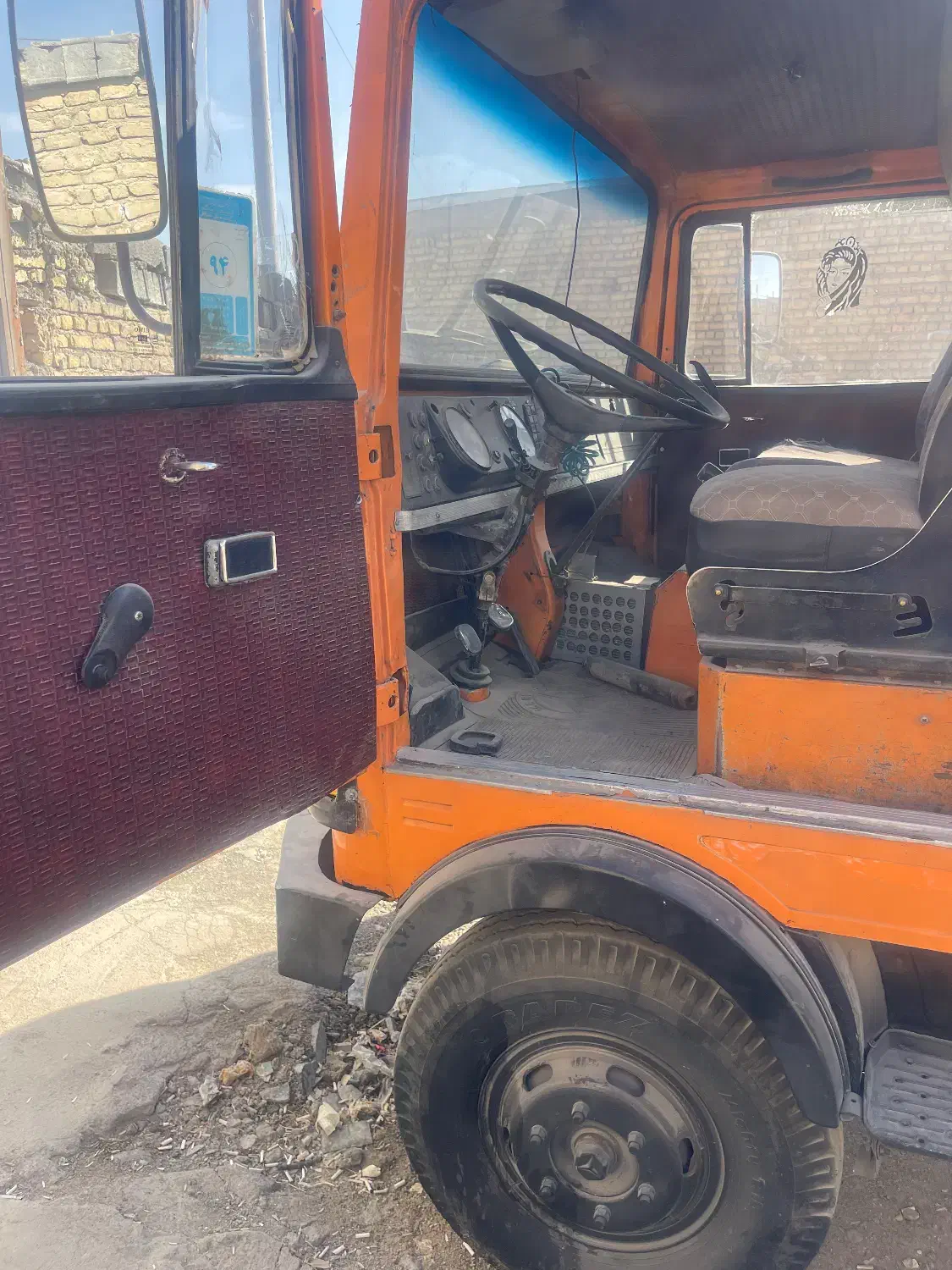 خاور ۶۰۸ مدل ۱۳۸۱ باری فلزی کمپرسی|خودرو سنگین|ورزنه, |دیوار