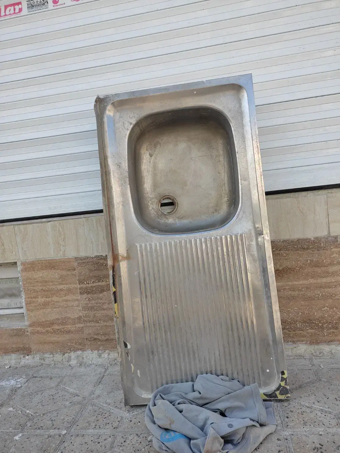 سنیگ‌ابچگان|آب‌چکان و نظم‌دهنده ظروف|زنجان, |دیوار