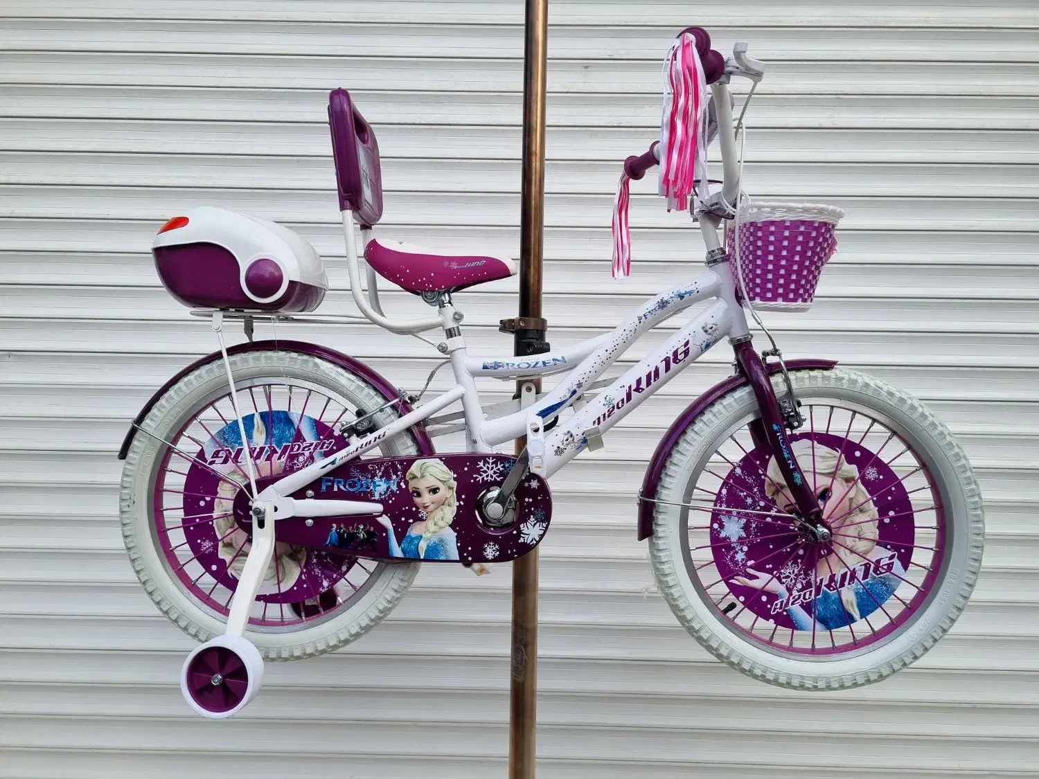 دوچرخهKING20 السا آنا دخترانه تایر سفید پره موتوری|دوچرخه، اسکیت، اسکوتر|تهران, بهارستان|دیوار