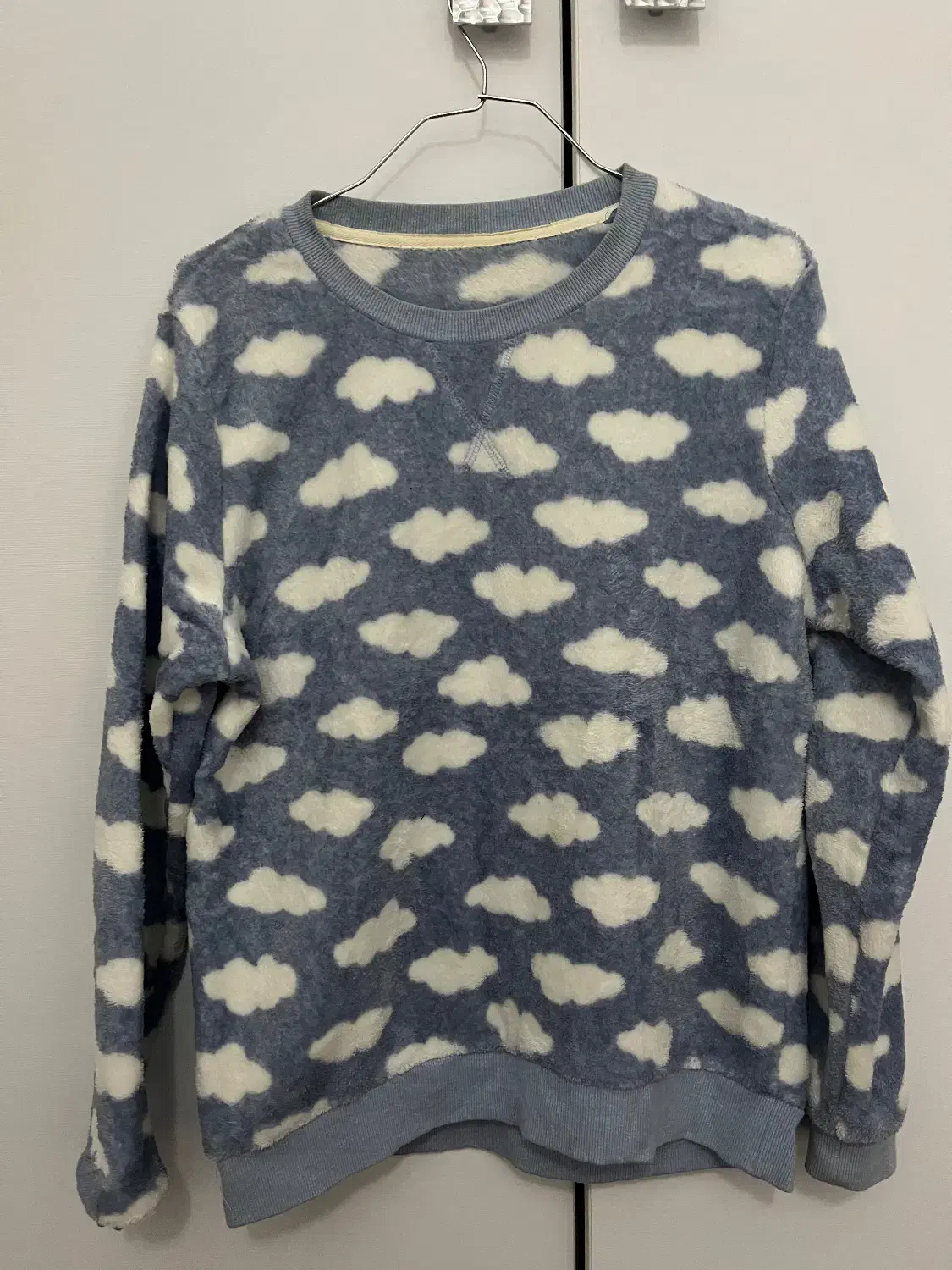 دورس ابری|لباس|پردیس, فاز ۲|دیوار