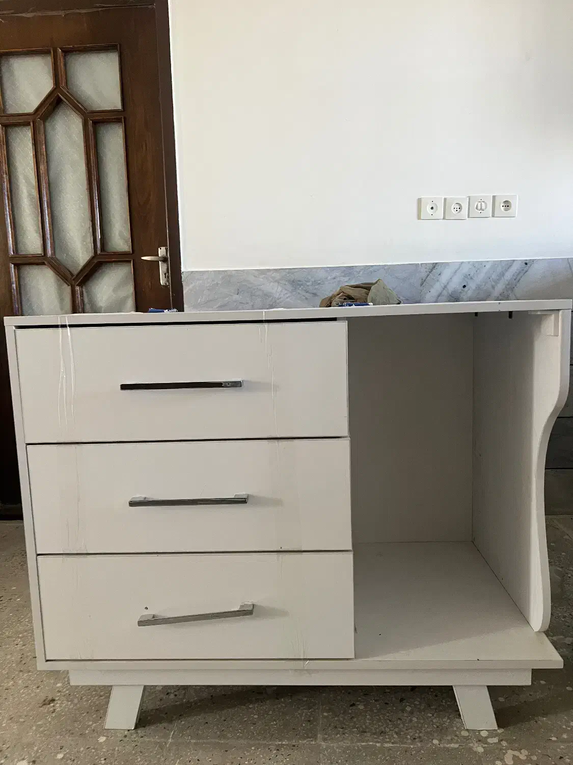 میز|میز تحریر و کامپیوتر|بیرجند, |دیوار