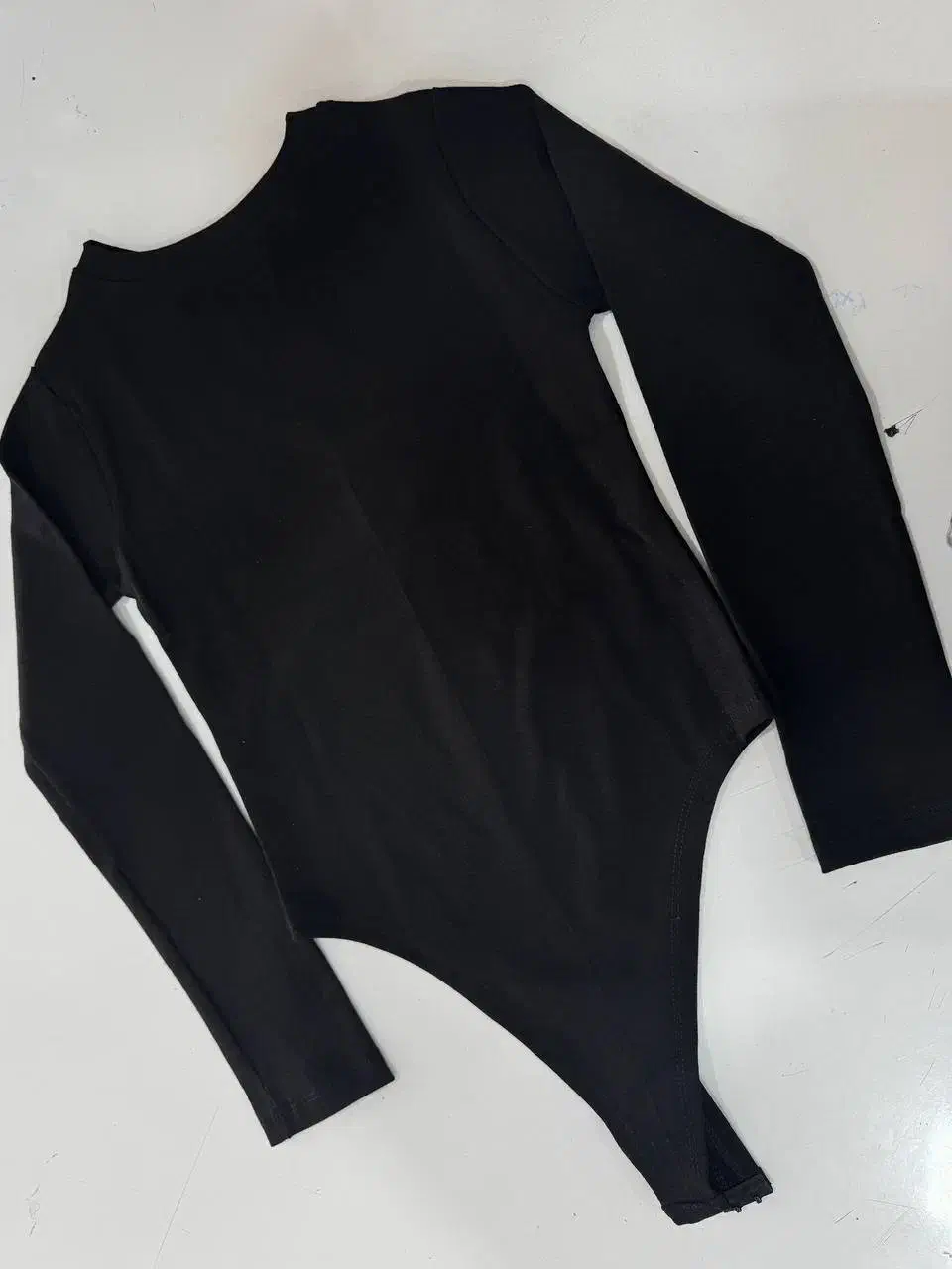 بادی زنانه|لباس|قم, نیروگاه|دیوار