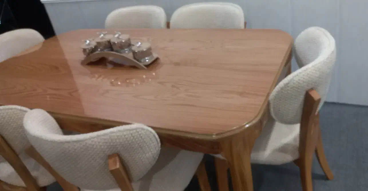 میز|میز و صندلی غذاخوری|بندر دیر, |دیوار