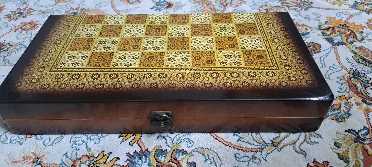 تختهنرد بسیار شکیل|صنایع دستی و سایر لوازم تزئینی|کاشان, دشت چال|دیوار