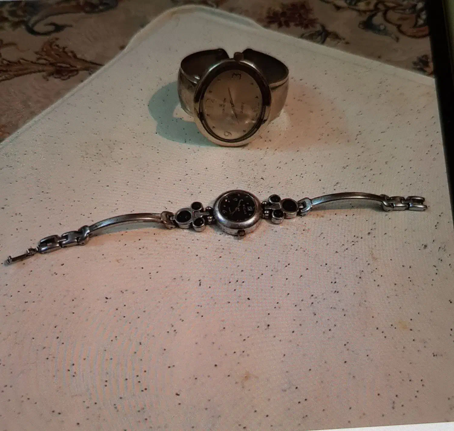 ساعت|ساعت|تهران, دبستان|دیوار