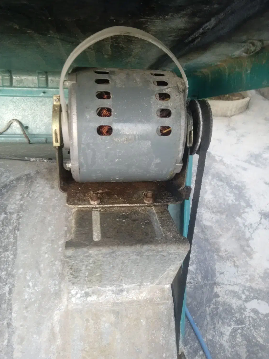 کولر ابی|کولر آبی|دهدشت, |دیوار