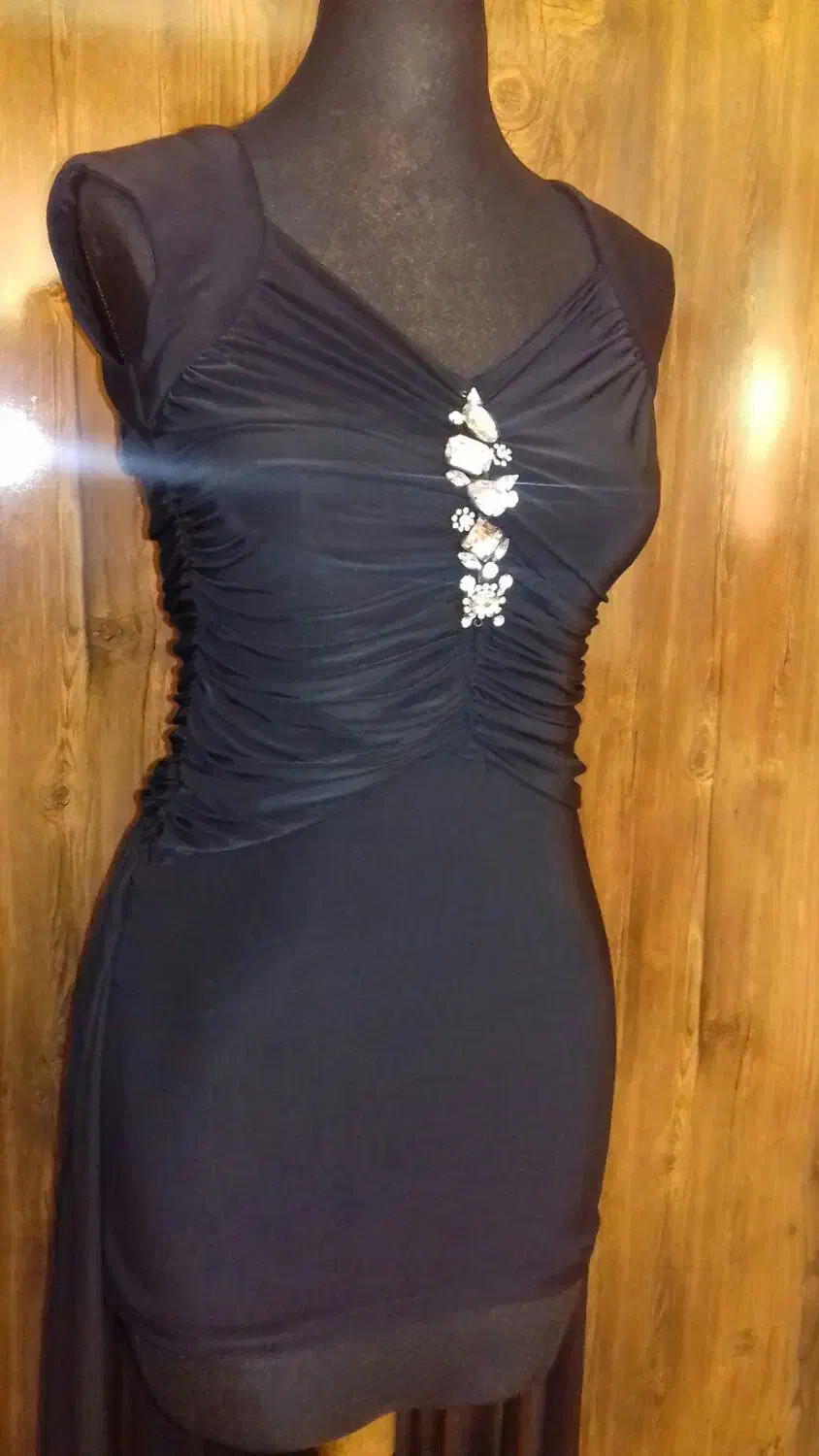 پیراهن مجلسی|لباس|رشت, نیروی دریایی|دیوار