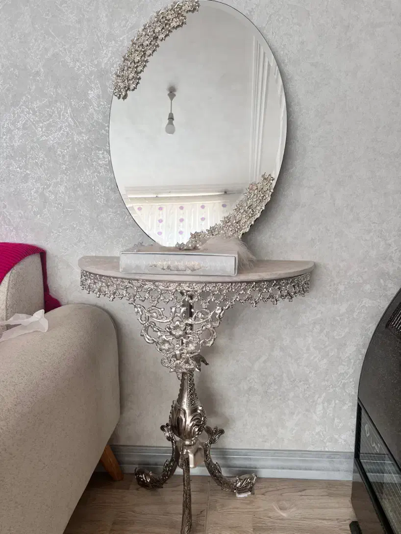 آینه وشمعدان همراه باکنسولش|مبلمان خانگی و میز عسلی|فسا, |دیوار