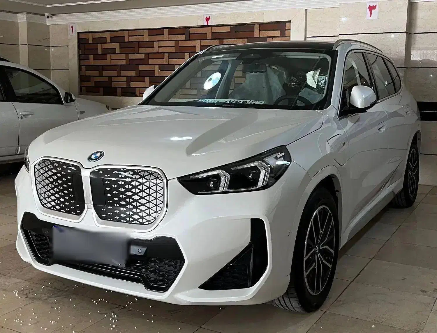 iX1 2025|خودرو سواری و وانت|تهران, مجیدآباد|دیوار