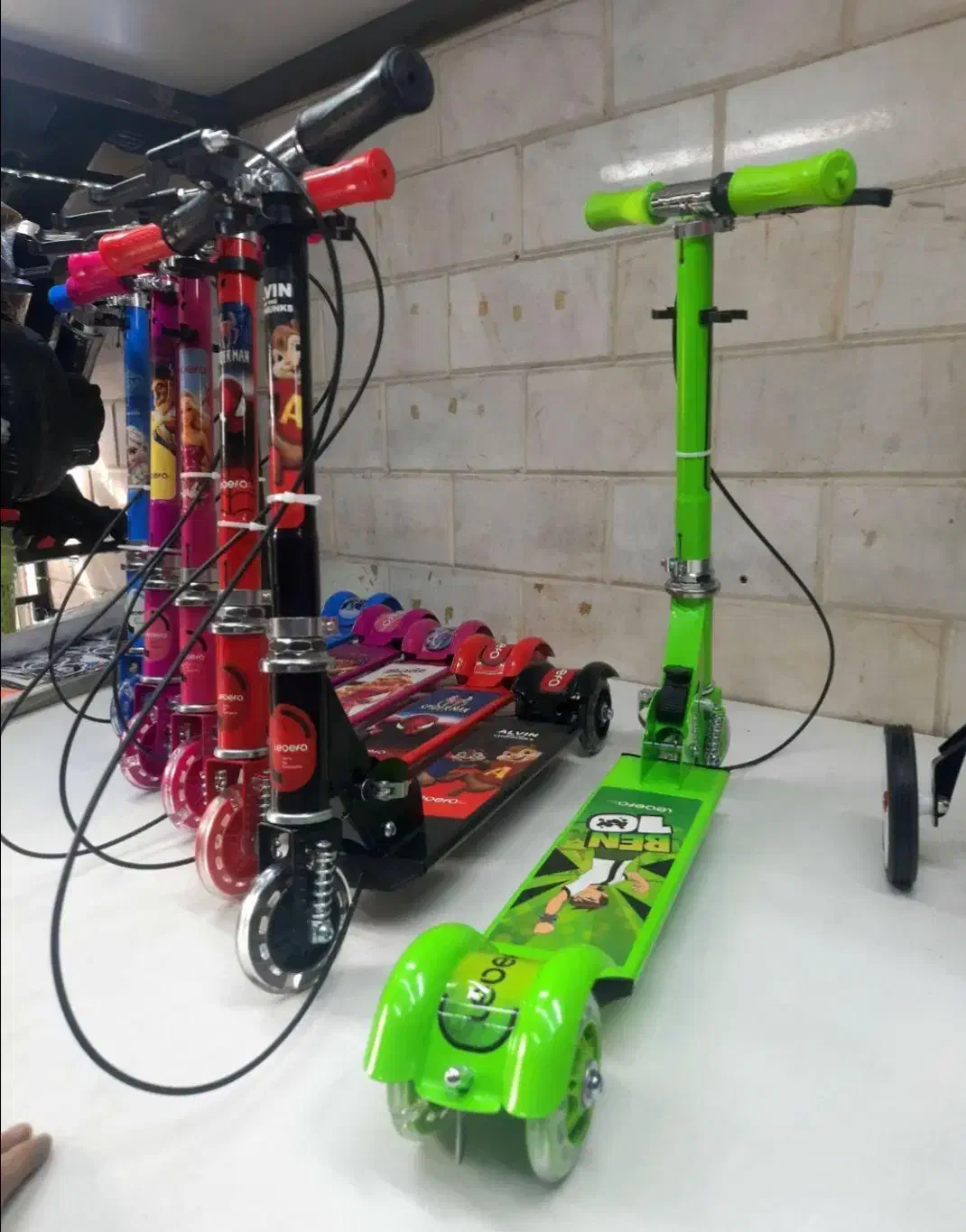 اسکوتر کمک فنردار ترمز دار(آراددوچرخ)|دوچرخه، اسکیت، اسکوتر|قم, شهید صیاد شیرازی|دیوار