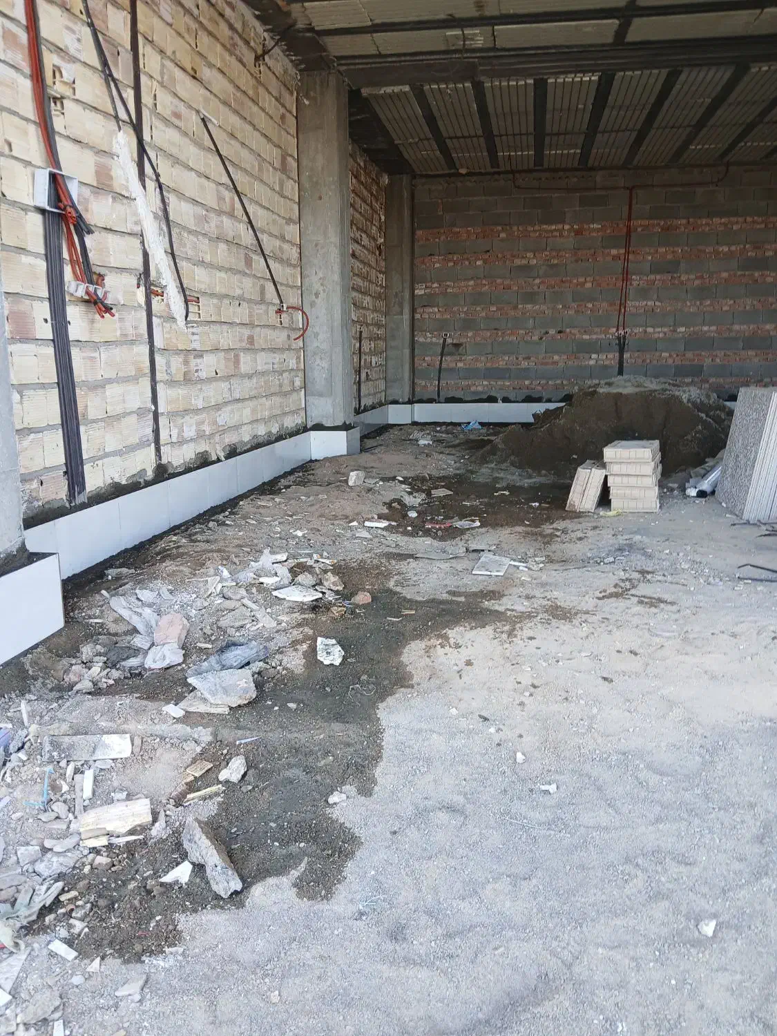 کاشیکاری و سرامیک کاری و بنایی|خدمات پیشه و مهارت|زاهدان, |دیوار