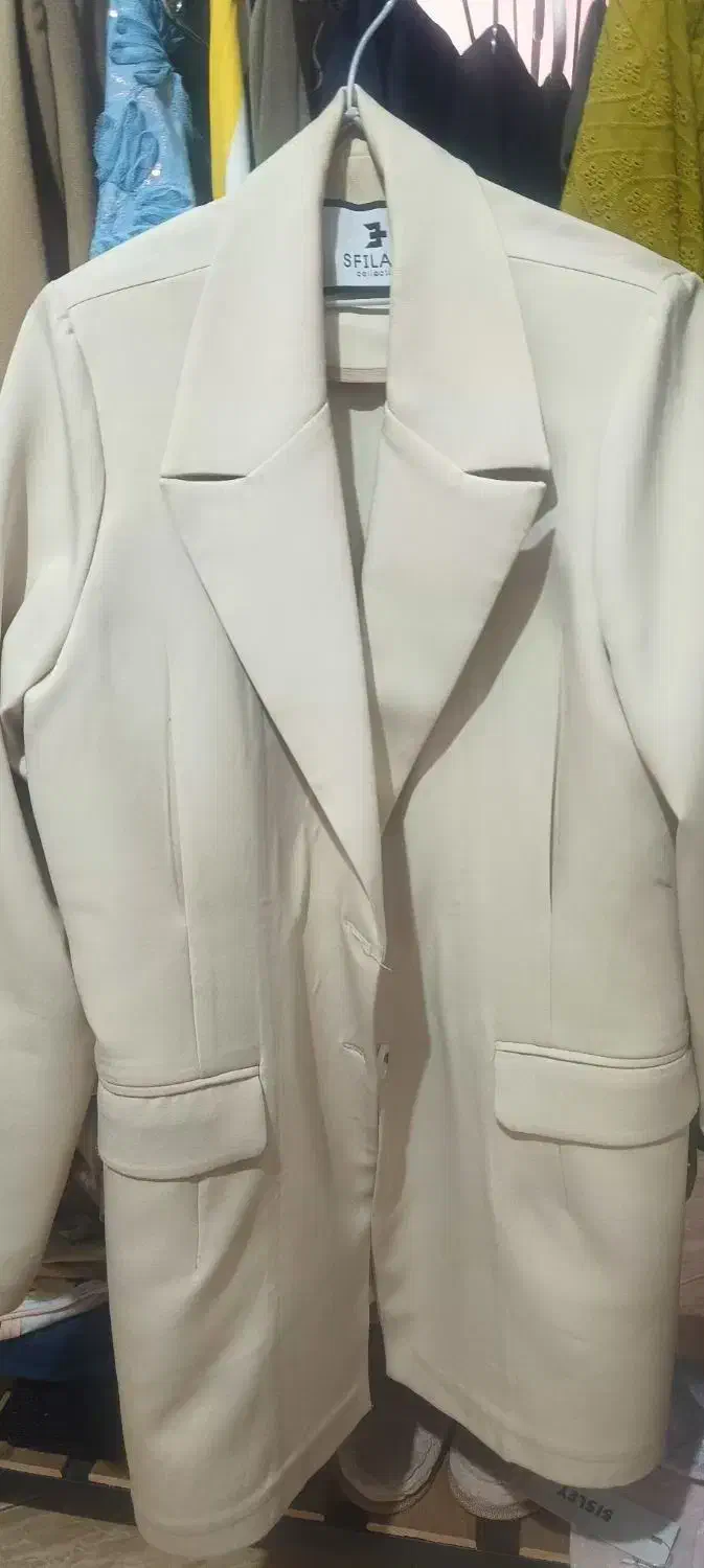 کت شیری|لباس|اصفهان, دشتستان|دیوار