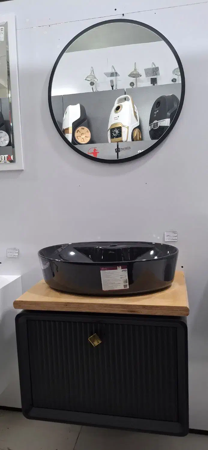 روشویی سایز بزرگ|لوازم سرویس بهداشتی|خرم‌آباد, |دیوار