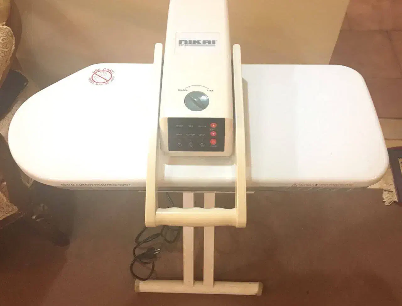 اتوی ایستاده تمام دیجیتال با میز کامل|اتو و لوازم اتو|اردبیل, |دیوار