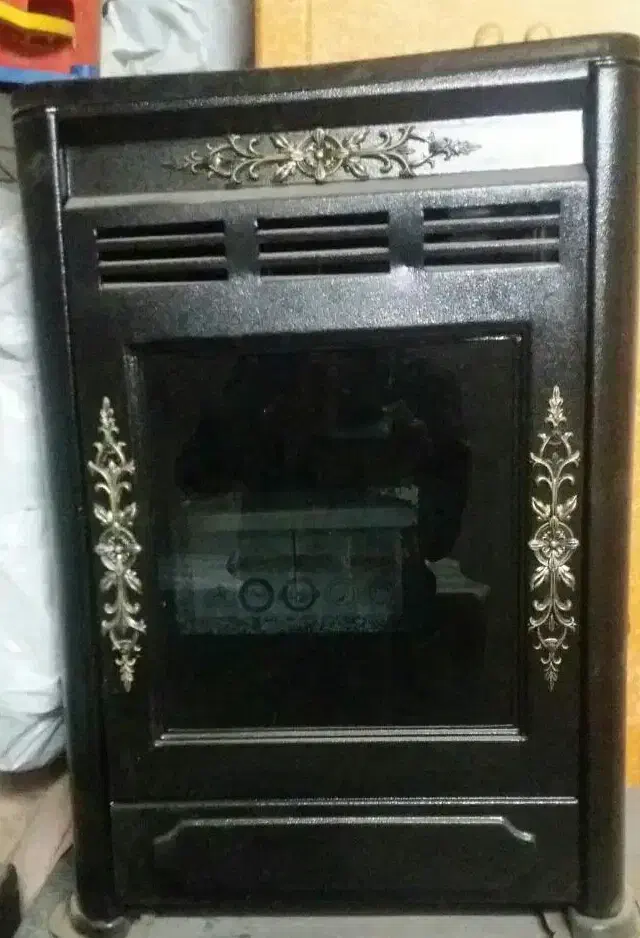 بخاری گاز سوز سبلان در حد نو، خیلی زیبا و تمیز|بخاری، هیتر، شومینه|قم, دورشهر|دیوار