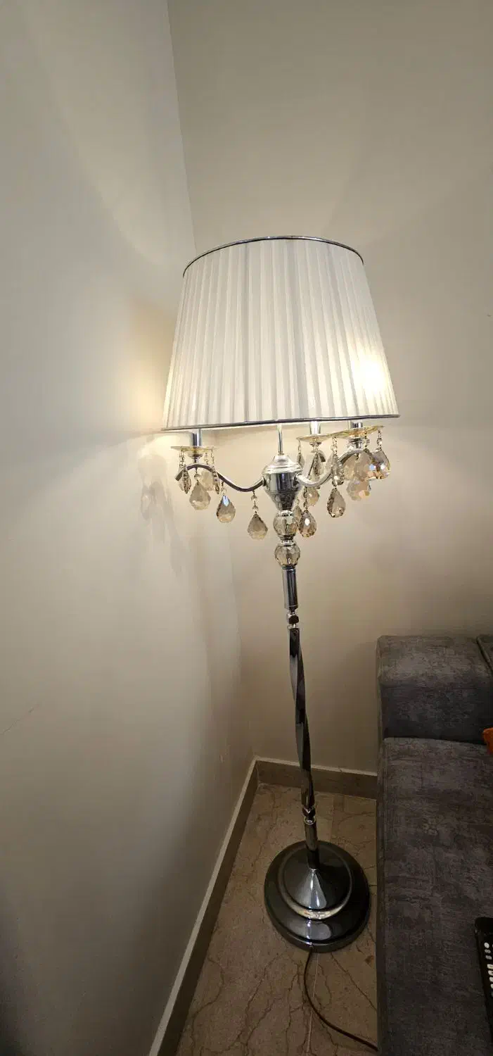 اباژور ایستاده|چراغ خواب و آباژور|تهران, شادمان|دیوار