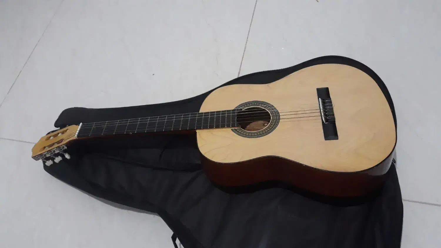 گیتار hyon ki مدل c7 classical guitar|گیتار، بیس، امپلیفایر|اسلام آباد, |دیوار