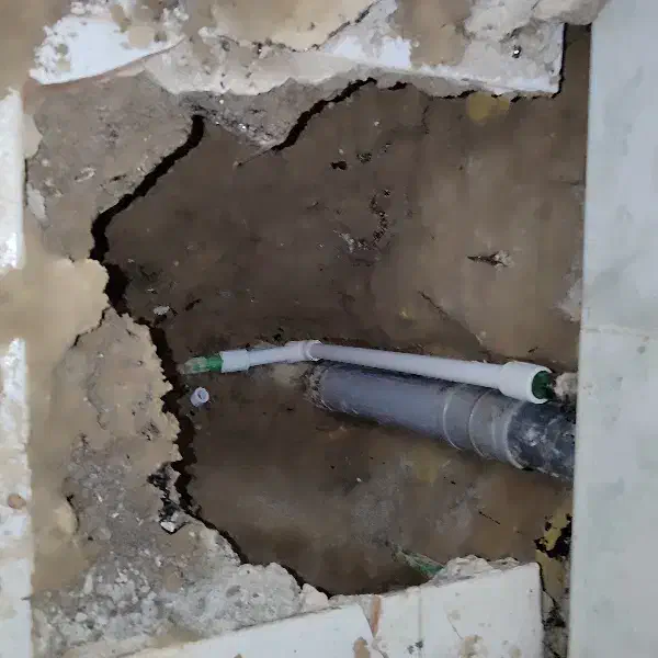 نشت یابی دقیق تشخیص ترکیدگی لوله بازکنی لوله کشی|خدمات پیشه و مهارت|زنجان, |دیوار