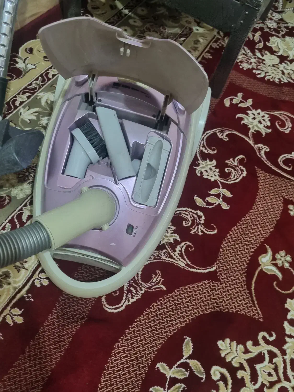 جاروبرقی هاگل سالم و  تمیز در حد نو|جاروبرقی، جارو شارژی، بخارشو|سبزوار, پیام|دیوار