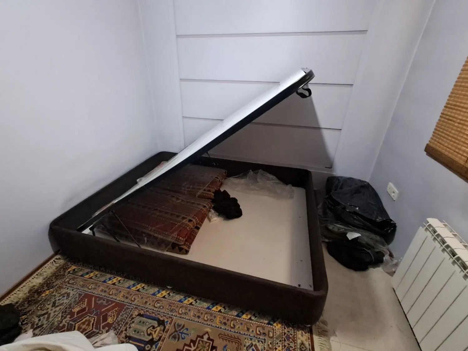 باکس تخت دونفره ۲۰۰×۱۶۰|تخت و سرویس خواب|تهران, فاطمی|دیوار
