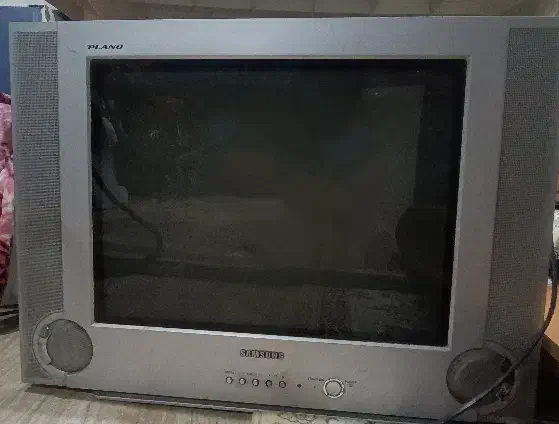 تلوزیون21 LG|تلویزیون و پروژکتور|گنبد کاووس, |دیوار