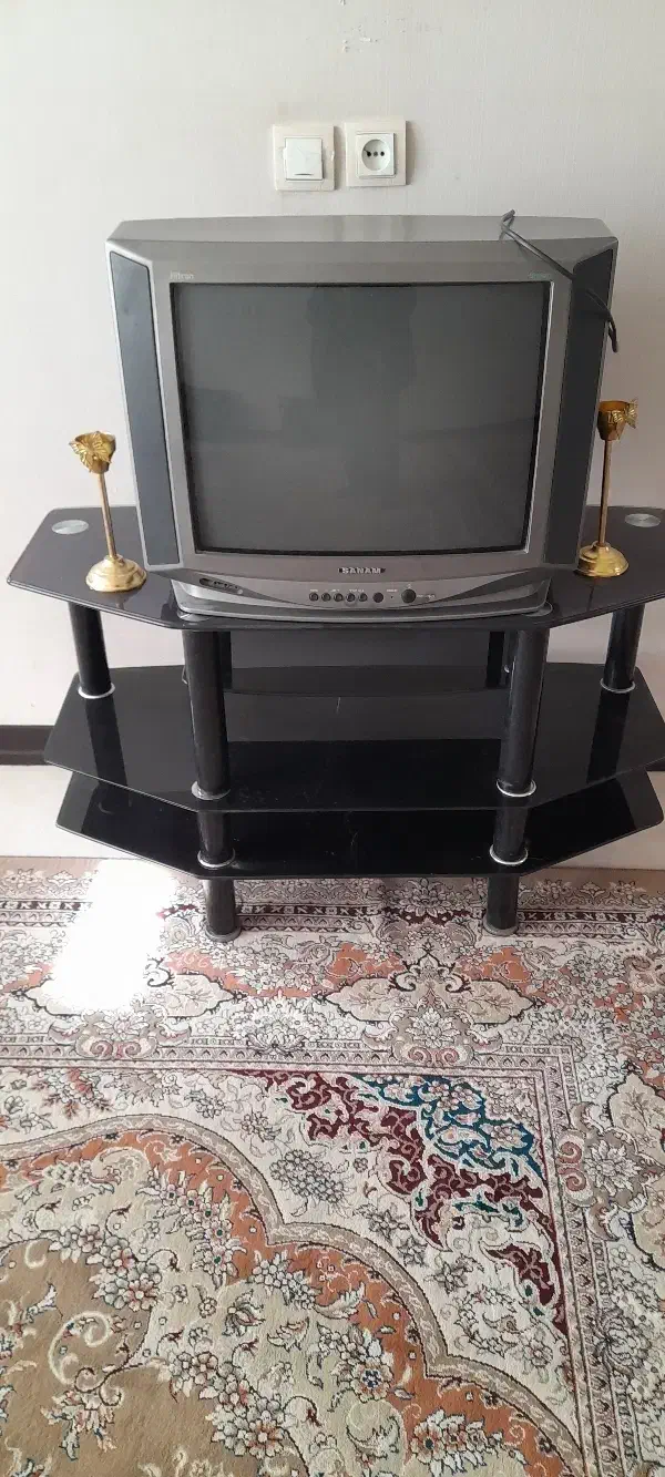 تلوزیون صنام|تلویزیون و پروژکتور|اصفهان, فردوان|دیوار