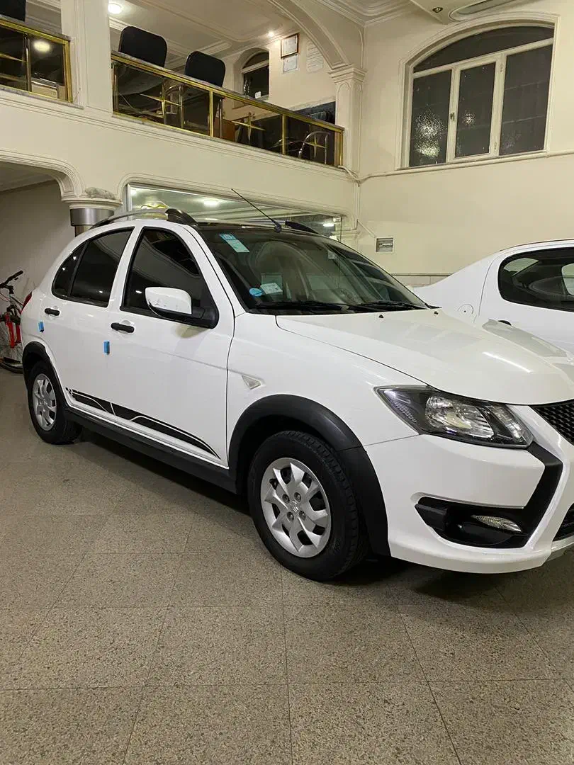 کوییک مدل 1402 مانیتور دار سفید مشکی|خودرو سواری و وانت|تبریز, |دیوار