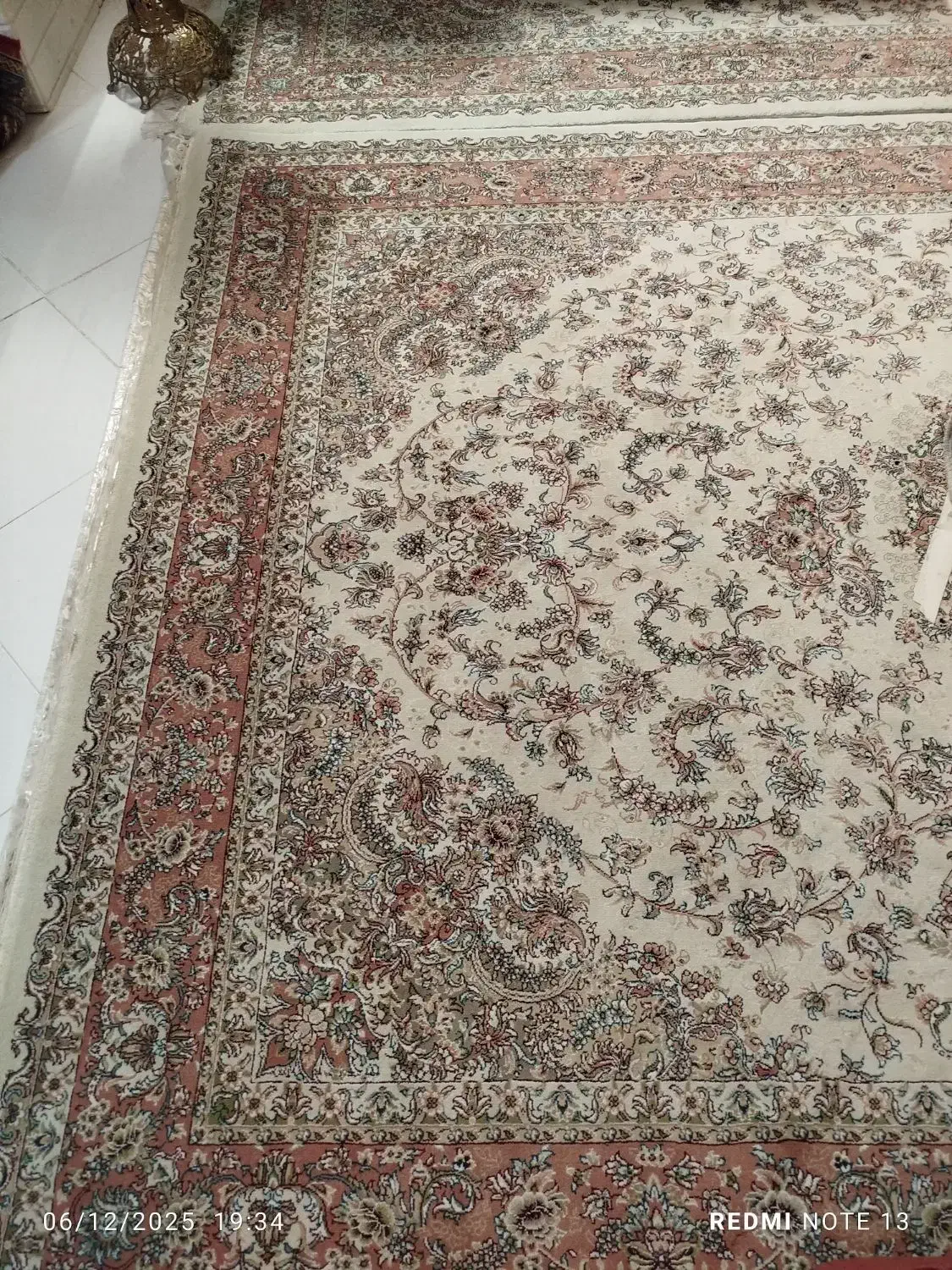 فرش کرم رنگ هفتصد شانه|فرش|تویسرکان, |دیوار